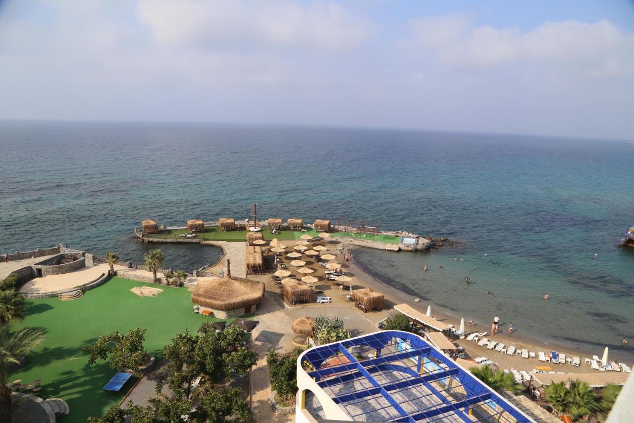 Celebrity Hotel ลาปิโทส ภายนอก รูปภาพ